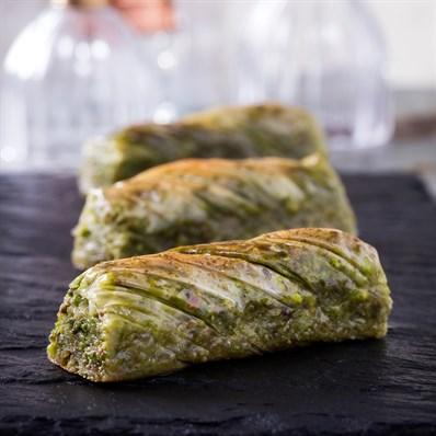 Hafız Mustafa Pistachio Twister Baklava