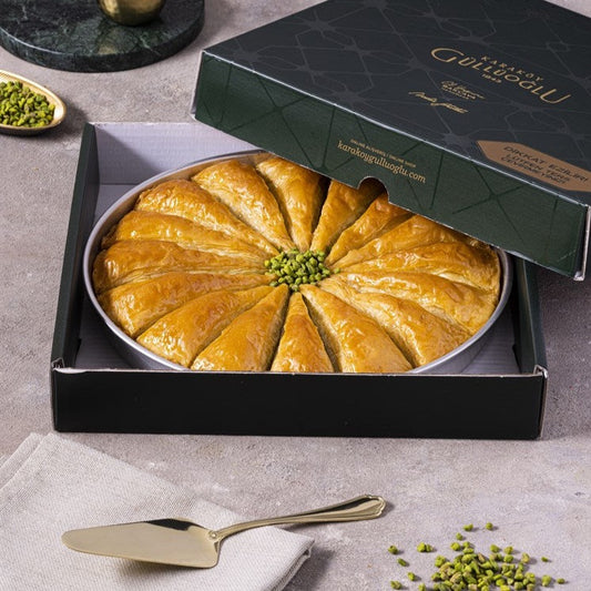 Pistachio Carrot Slices Baklava 16 pc