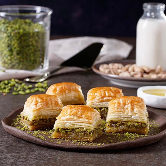 Güllüoğlu Special Vegan Baklava Pistachio